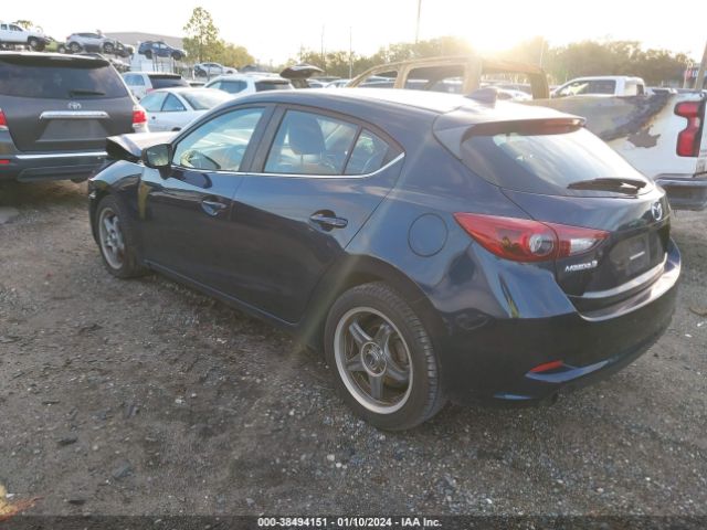 Photo 2 VIN: 3MZBN1M38JM163804 - MAZDA MAZDA3 