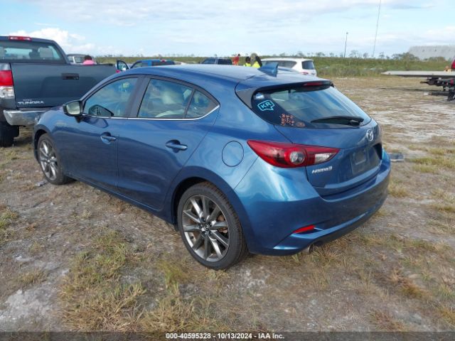 Photo 2 VIN: 3MZBN1M38JM164614 - MAZDA MAZDA3 