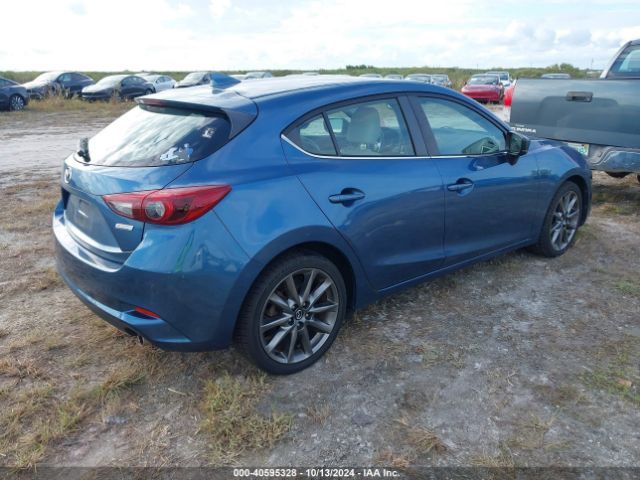 Photo 3 VIN: 3MZBN1M38JM164614 - MAZDA MAZDA3 