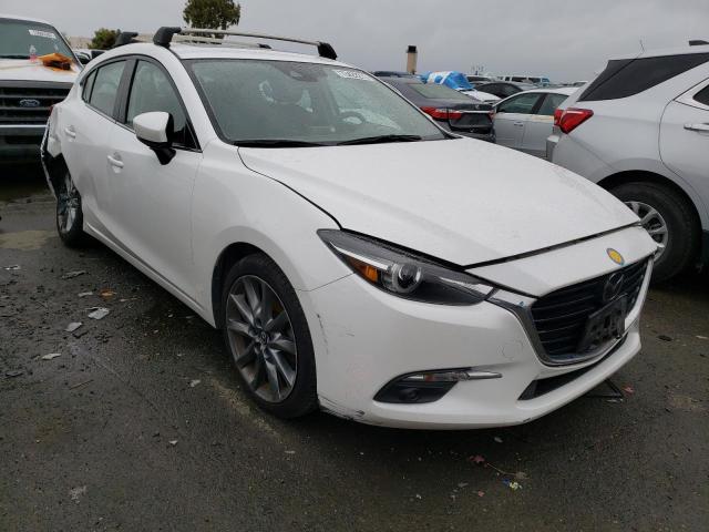 Photo 3 VIN: 3MZBN1M38JM175676 - MAZDA 3 GRAND TO 