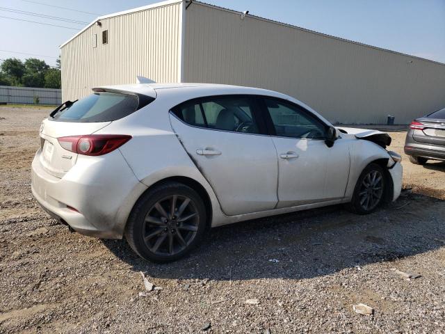 Photo 2 VIN: 3MZBN1M38JM244480 - MAZDA 3 GRAND TO 