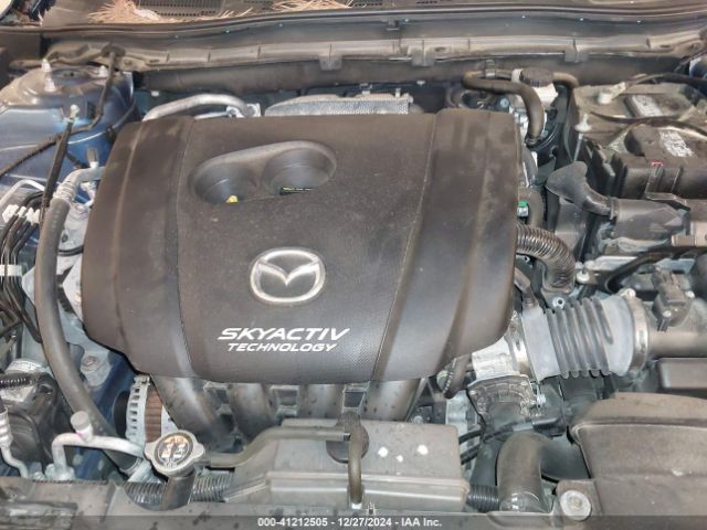 Photo 9 VIN: 3MZBN1M38JM266169 - MAZDA MAZDA3 