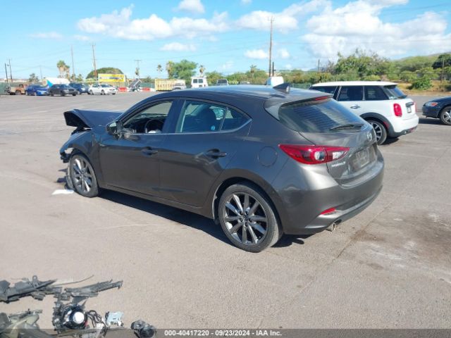 Photo 2 VIN: 3MZBN1M39JM161141 - MAZDA MAZDA3 