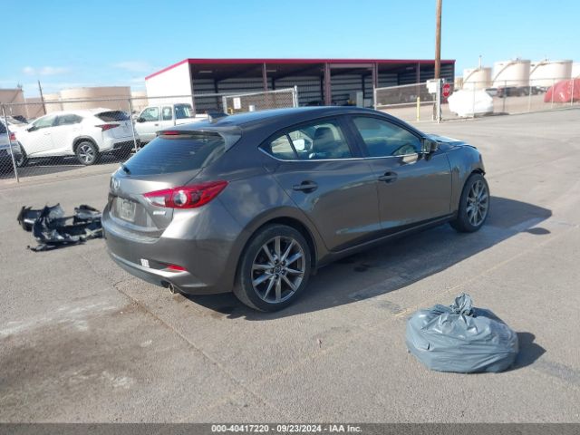 Photo 3 VIN: 3MZBN1M39JM161141 - MAZDA MAZDA3 