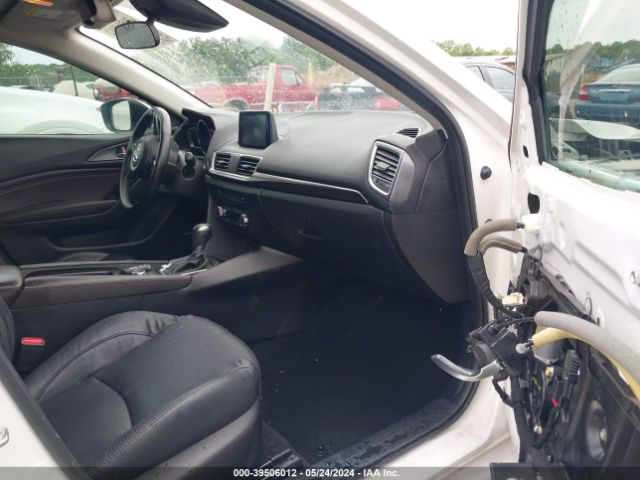 Photo 4 VIN: 3MZBN1M3XJM169779 - MAZDA MAZDA3 