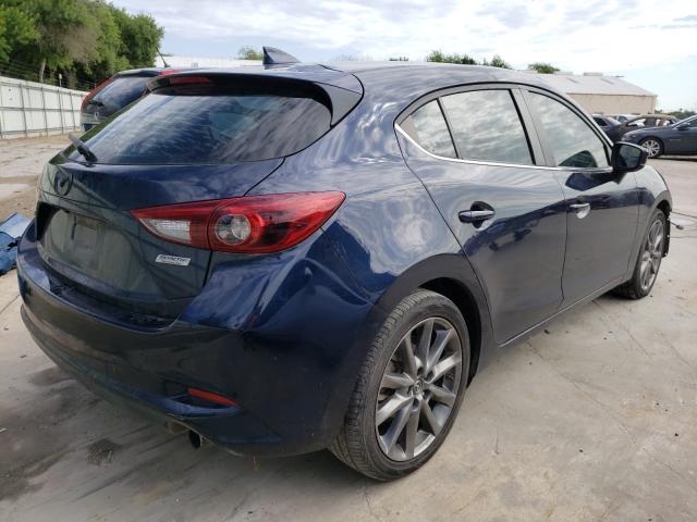 Photo 3 VIN: 3MZBN1M3XJM190230 - MAZDA 3 