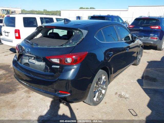 Photo 3 VIN: 3MZBN1M3XJM258493 - MAZDA MAZDA3 