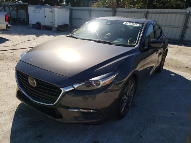 Photo 1 VIN: 3MZBN1M3XJM271051 - MAZDA 3 GRAND TO 