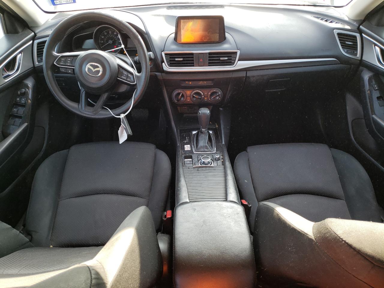 Photo 7 VIN: 3MZBN1U70HM112178 - MAZDA 3 