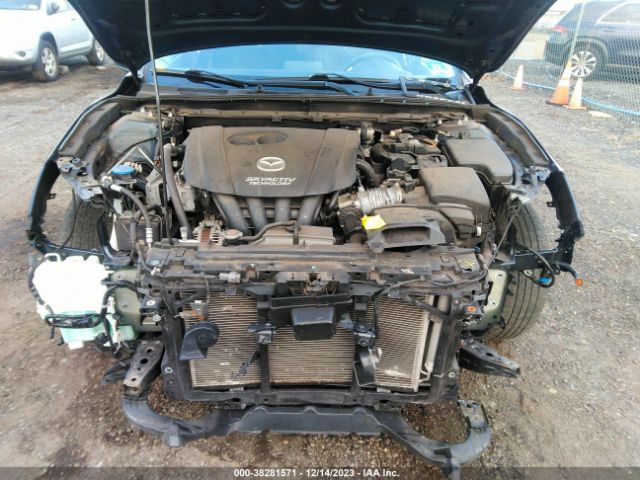 Photo 9 VIN: 3MZBN1U70JM162245 - MAZDA MAZDA3 