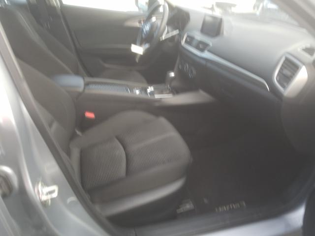 Photo 4 VIN: 3MZBN1U70JM181703 - MAZDA 3 