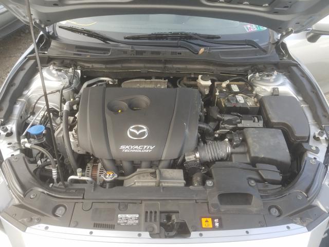 Photo 6 VIN: 3MZBN1U70JM181703 - MAZDA 3 