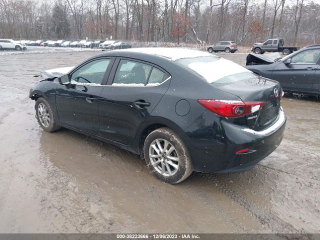 Photo 2 VIN: 3MZBN1U70JM239258 - MAZDA MAZDA3 