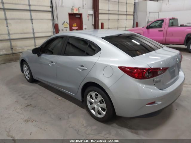 Photo 2 VIN: 3MZBN1U70JM264631 - MAZDA MAZDA3 