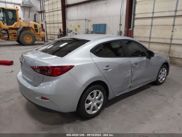 Photo 3 VIN: 3MZBN1U70JM264631 - MAZDA MAZDA3 