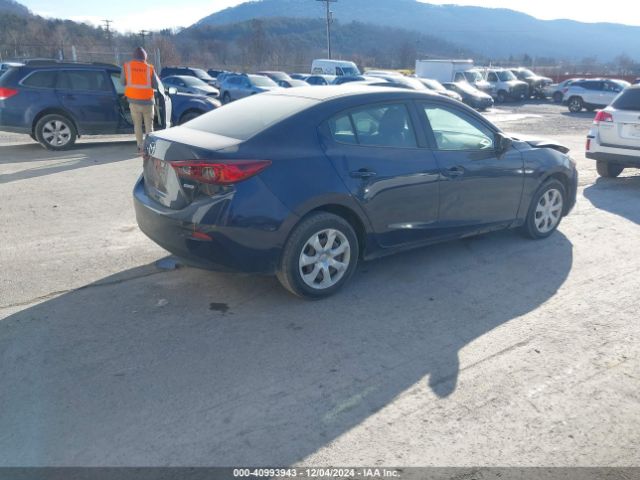 Photo 3 VIN: 3MZBN1U71JM204826 - MAZDA MAZDA3 