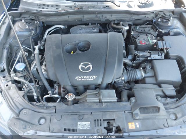 Photo 9 VIN: 3MZBN1U71JM210691 - MAZDA MAZDA3 