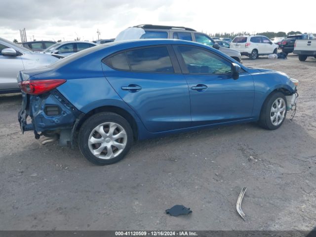 Photo 3 VIN: 3MZBN1U72HM119617 - MAZDA MAZDA3 