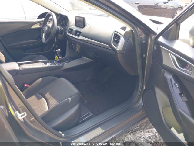 Photo 4 VIN: 3MZBN1U72HM142377 - MAZDA MAZDA3 