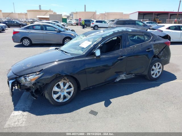 Photo 1 VIN: 3MZBN1U72JM185087 - MAZDA MAZDA3 