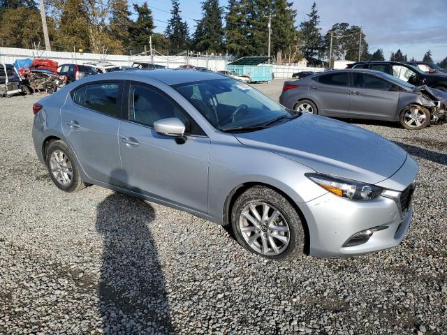 Photo 3 VIN: 3MZBN1U72JM187728 - MAZDA 3 SPORT 