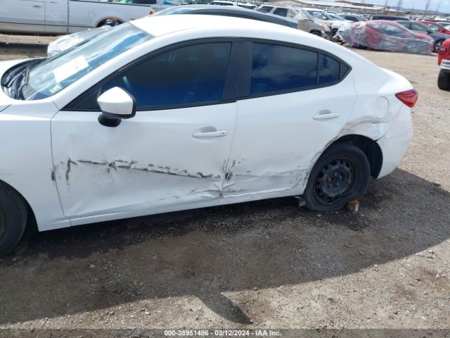 Photo 5 VIN: 3MZBN1U73HM154800 - MAZDA MAZDA3 