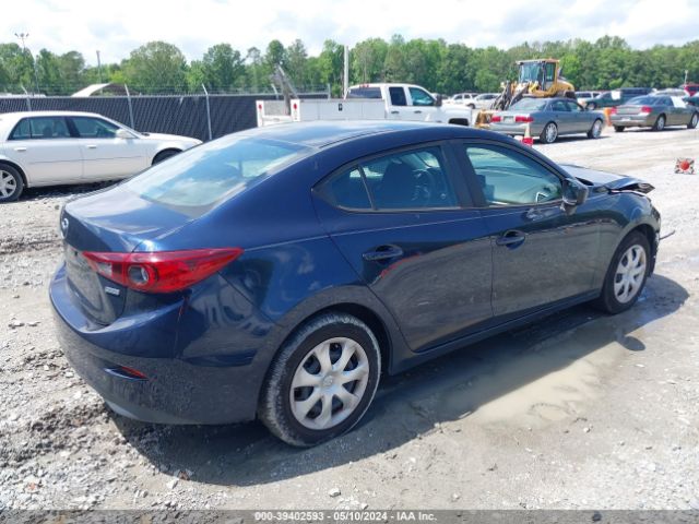 Photo 3 VIN: 3MZBN1U73JM169061 - MAZDA MAZDA3 