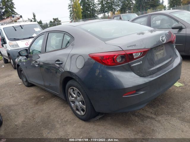 Photo 2 VIN: 3MZBN1U73JM211776 - MAZDA MAZDA3 4-DOOR 