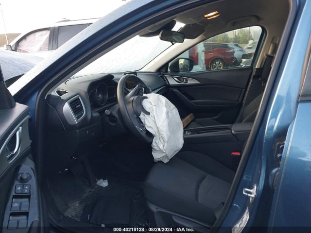 Photo 4 VIN: 3MZBN1U73JM216184 - MAZDA MAZDA3 