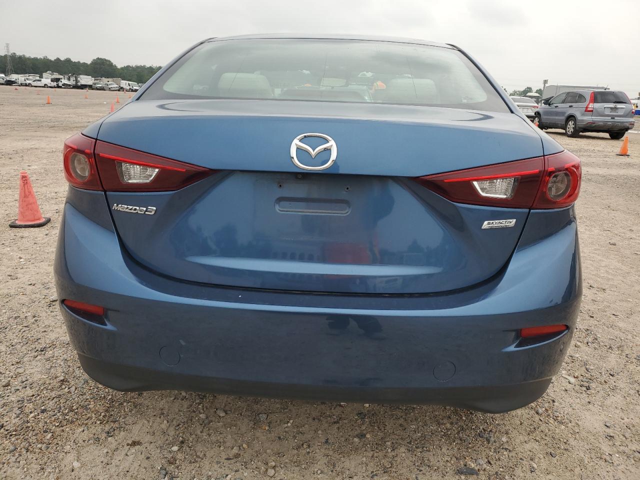 Photo 5 VIN: 3MZBN1U74HM103192 - MAZDA 3 