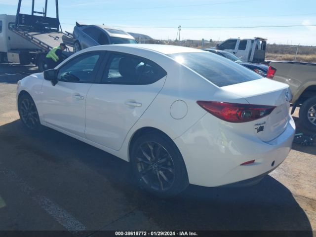 Photo 2 VIN: 3MZBN1U75HM109146 - MAZDA MAZDA3 