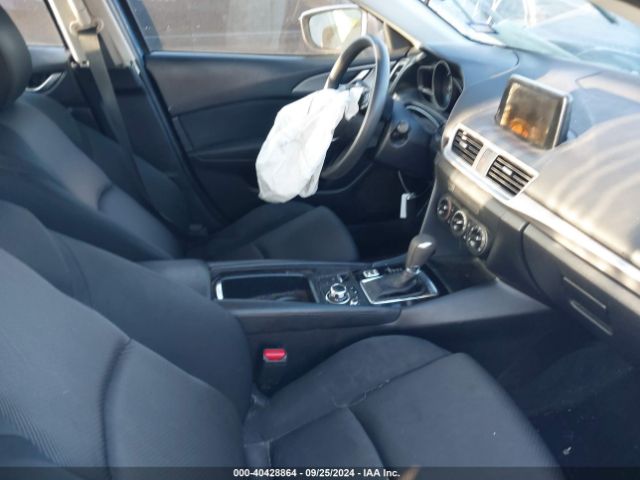 Photo 4 VIN: 3MZBN1U75HM123466 - MAZDA MAZDA3 