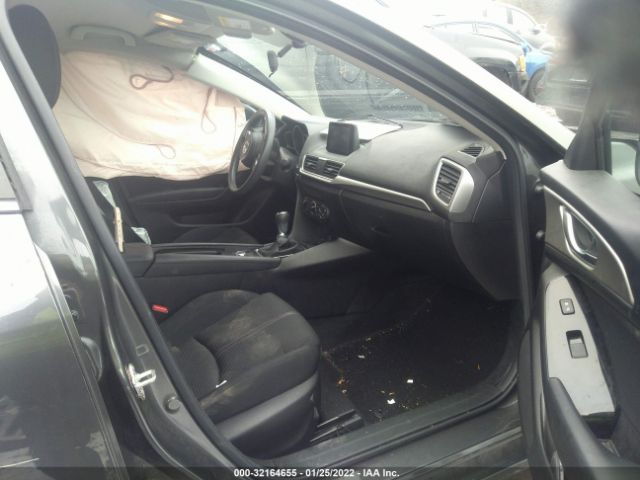 Photo 4 VIN: 3MZBN1U75HM141465 - MAZDA 3 4-DOOR 