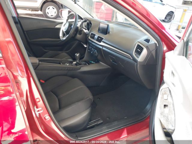 Photo 4 VIN: 3MZBN1U75JM161429 - MAZDA MAZDA3 