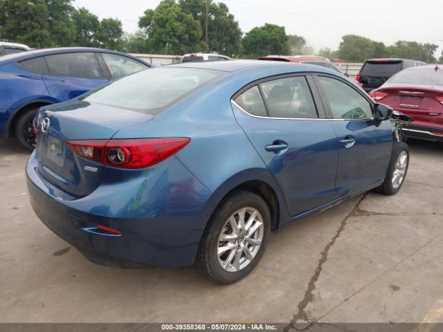 Photo 3 VIN: 3MZBN1U75JM231575 - MAZDA MAZDA3 