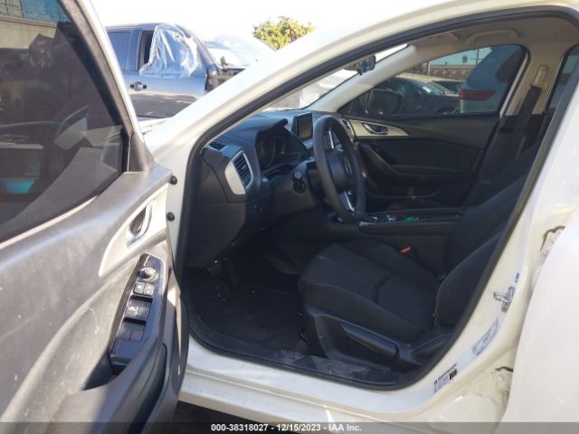 Photo 4 VIN: 3MZBN1U76HM103825 - MAZDA MAZDA3 