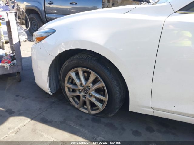 Photo 5 VIN: 3MZBN1U76HM103825 - MAZDA MAZDA3 