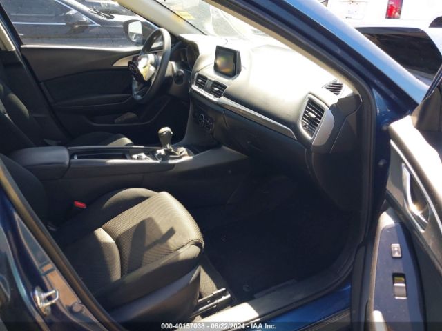 Photo 4 VIN: 3MZBN1U76HM106837 - MAZDA MAZDA3 