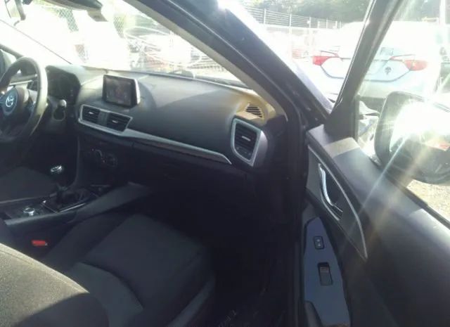 Photo 4 VIN: 3MZBN1U76JM171600 - MAZDA MAZDA3 4-DOOR 