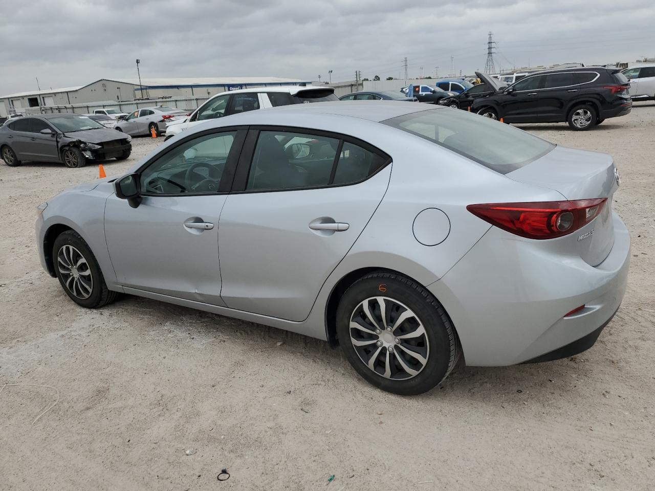 Photo 1 VIN: 3MZBN1U76JM190714 - MAZDA 3 