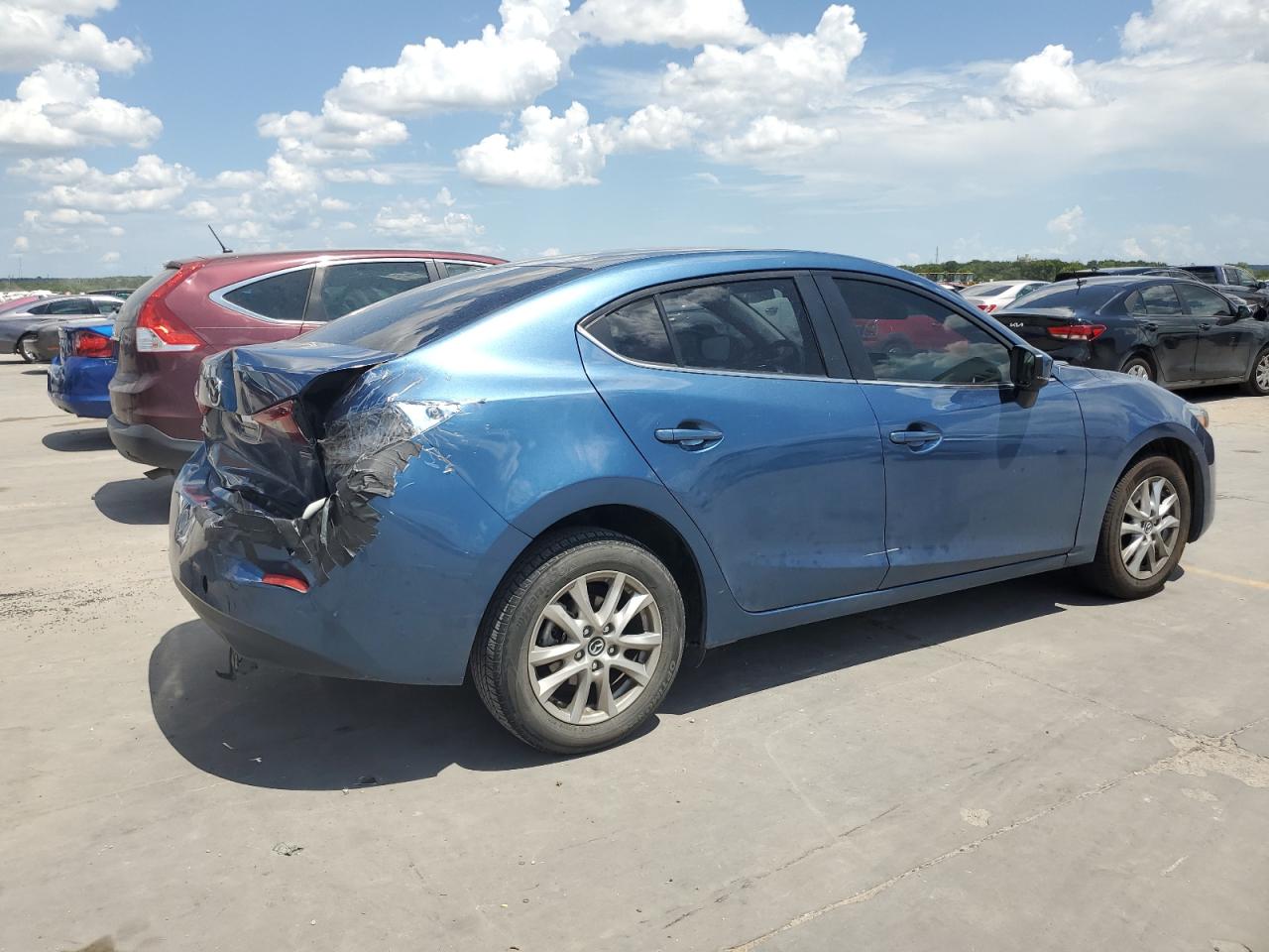 Photo 2 VIN: 3MZBN1U77HM121864 - MAZDA 3 