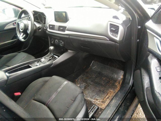 Photo 4 VIN: 3MZBN1U77HM131469 - MAZDA 3 