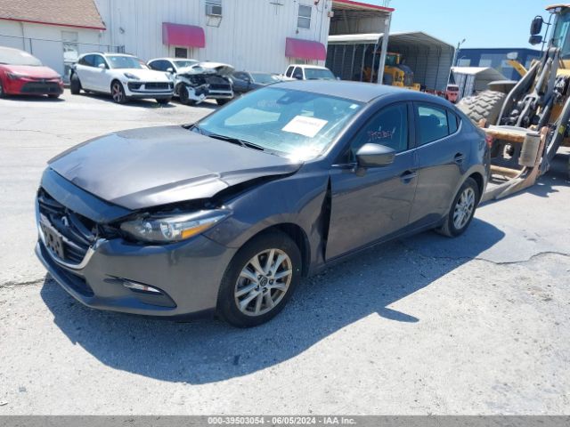 Photo 1 VIN: 3MZBN1U77JM197171 - MAZDA MAZDA3 