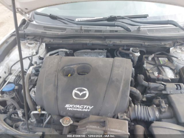 Photo 9 VIN: 3MZBN1U77JM211795 - MAZDA MAZDA3 