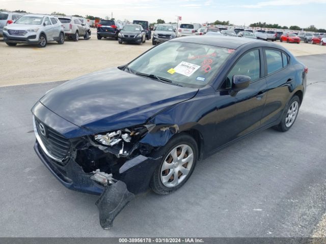 Photo 1 VIN: 3MZBN1U78JM161084 - MAZDA MAZDA3 