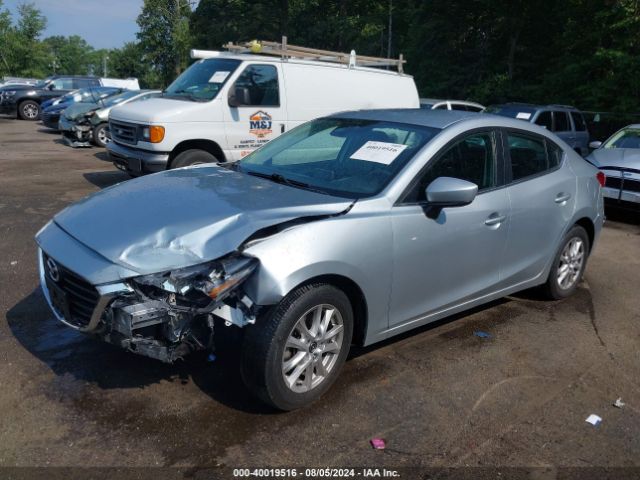 Photo 1 VIN: 3MZBN1U78JM161800 - MAZDA MAZDA3 