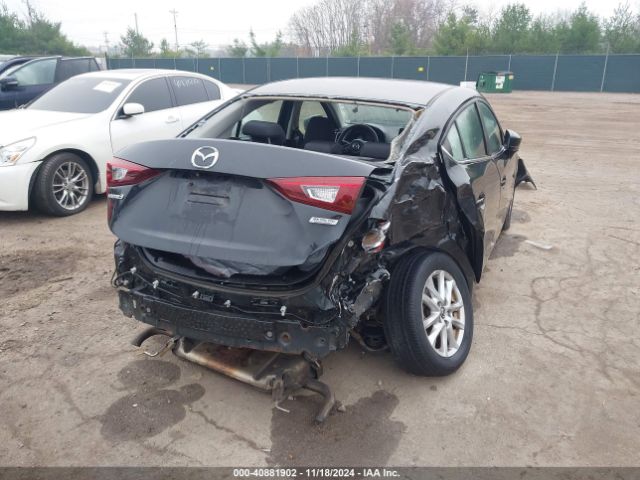 Photo 3 VIN: 3MZBN1U78JM183425 - MAZDA MAZDA3 