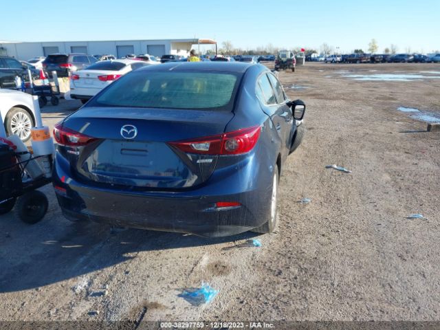 Photo 3 VIN: 3MZBN1U78JM187121 - MAZDA MAZDA3 