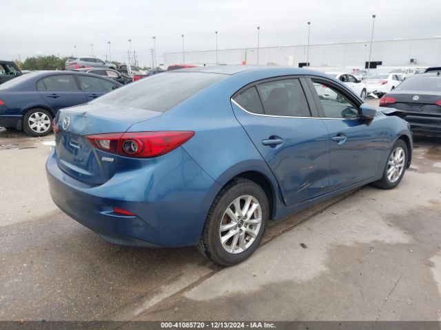 Photo 3 VIN: 3MZBN1U79HM124636 - MAZDA MAZDA3 