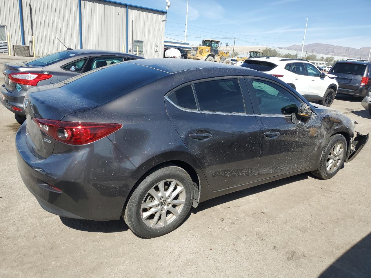 Photo 2 VIN: 3MZBN1U79HM154834 - MAZDA 3 